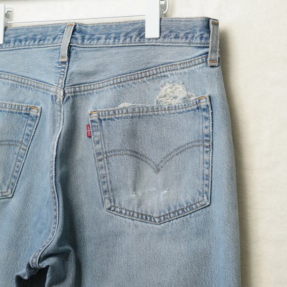 VTG LEVIS 501 Made In USA Distressed Thrashed Rigid Denim Jeans Grunge Sz 38x29 - Picture 9 of 11